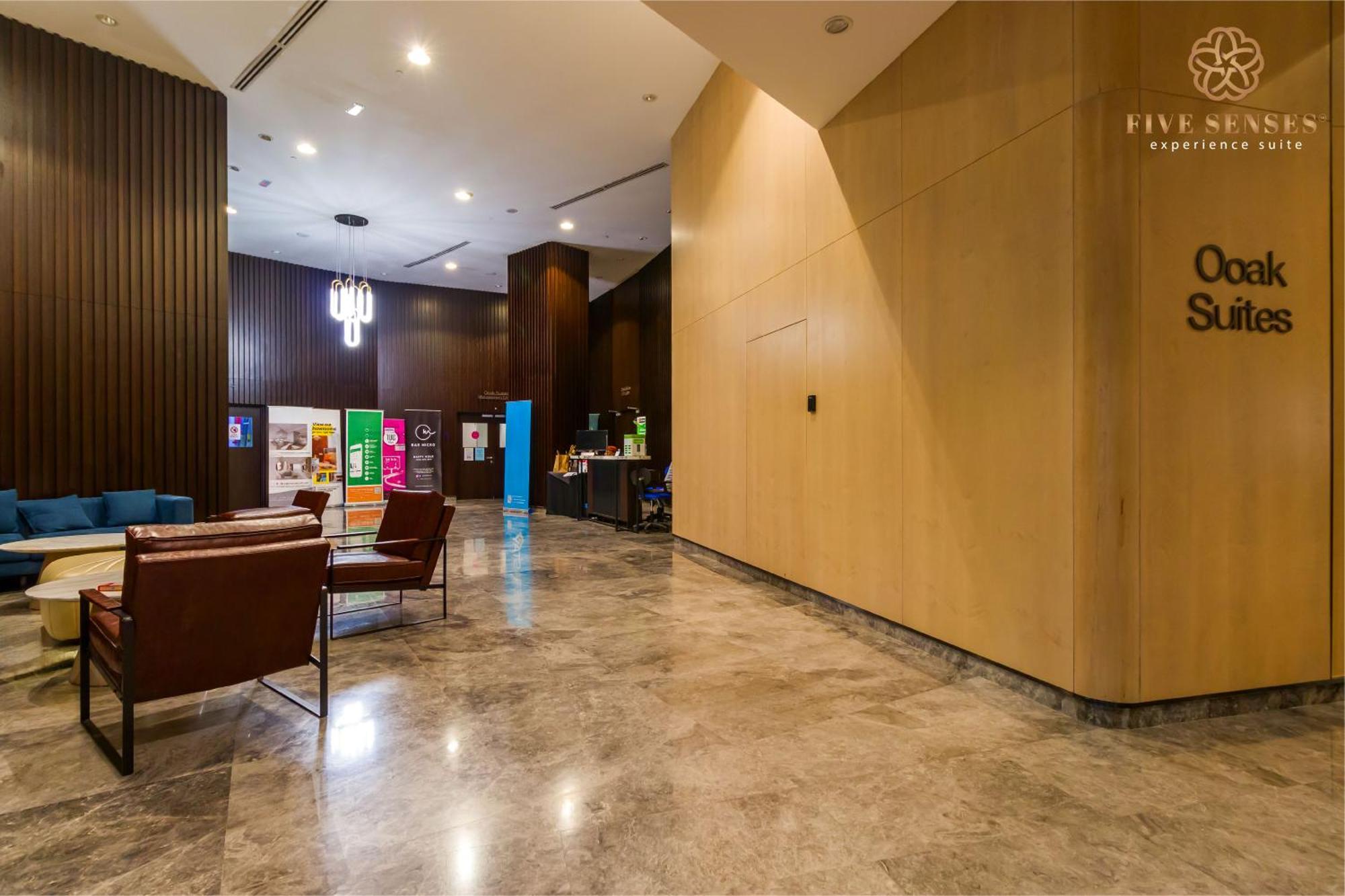 The Ooak Kiara 163, Roam Apartemen